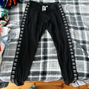 Women’s Adidas Logo Leggings